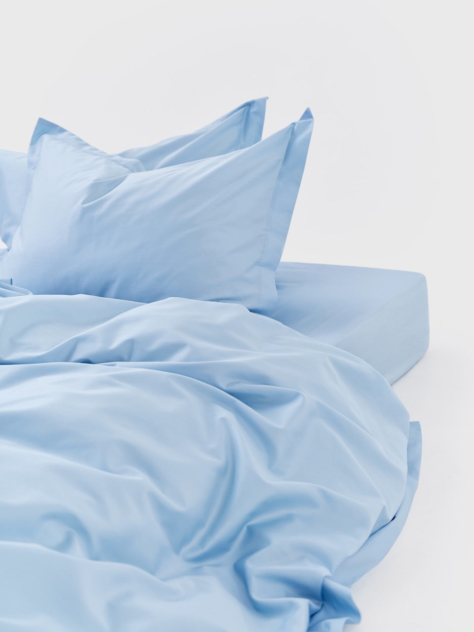 Two Sateen Pillow Cases North Blue